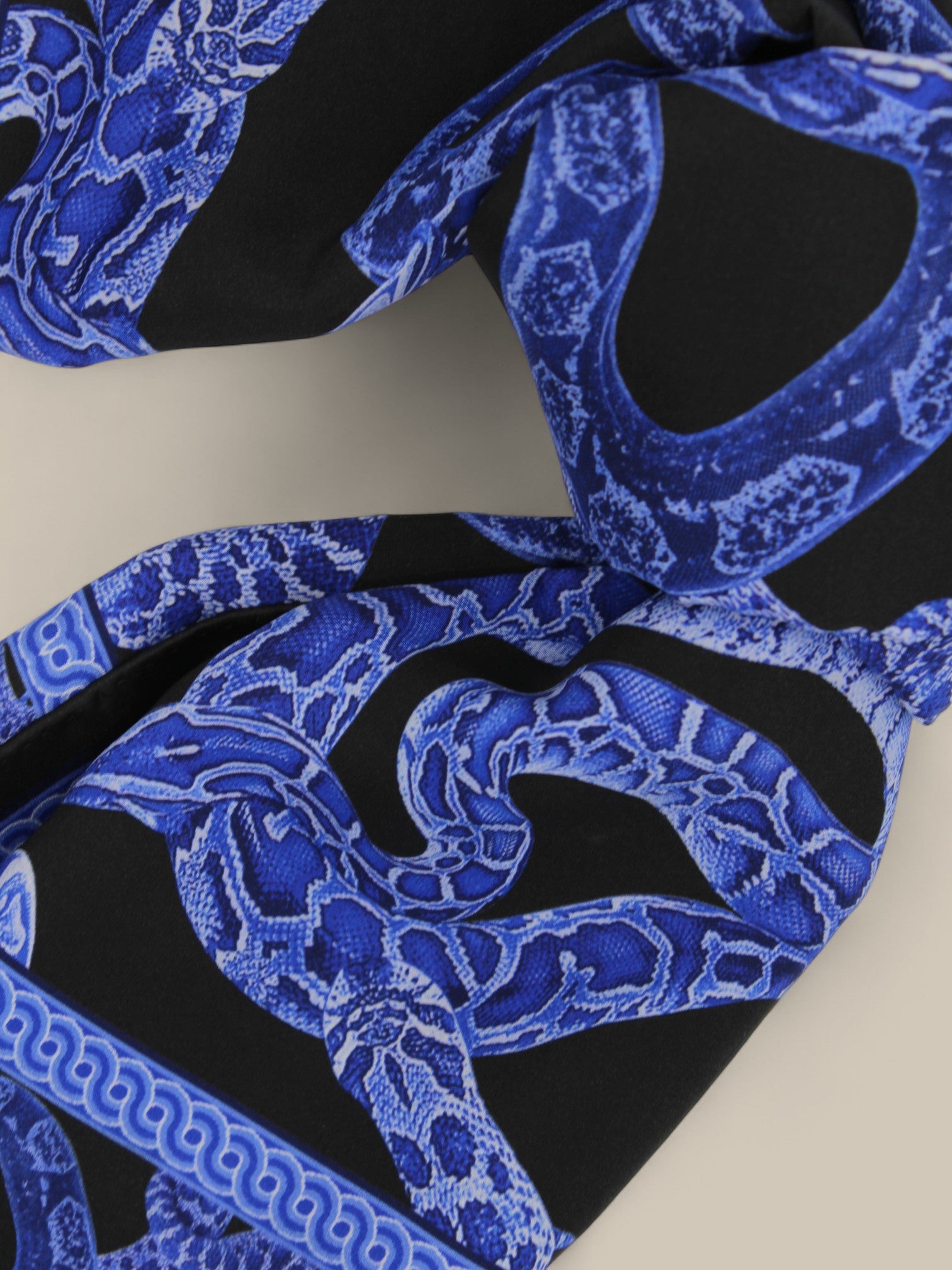 Silk Serpent Noir Scarf Large - Electric Blue
