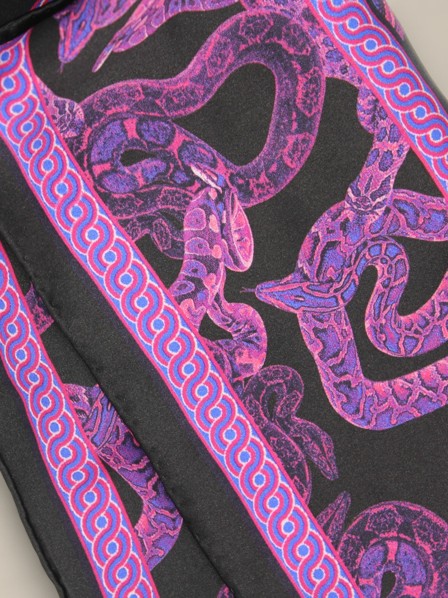 Silk Serpent Noir Scarf Large -Magenta x Black